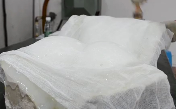 液態硅膠產品變形或縮水該怎么解決 ？